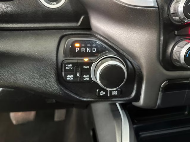 2020 Granite Crystal Metallic Clearcoat Ram 1500 Big Horn/Lone Star 4X4 Truck