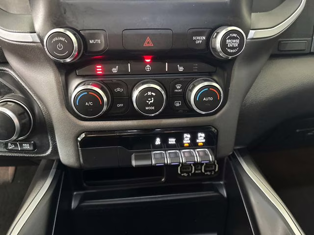 2020 Granite Crystal Metallic Clearcoat Ram 1500 Big Horn/Lone Star 4X4 Truck