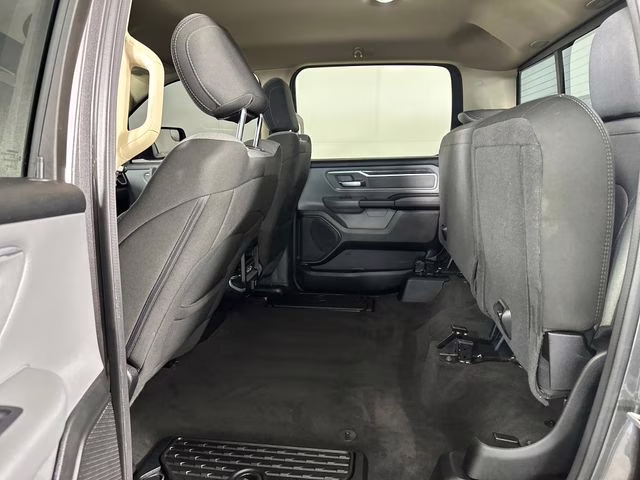 2020 Granite Crystal Metallic Clearcoat Ram 1500 Big Horn/Lone Star 4X4 Truck