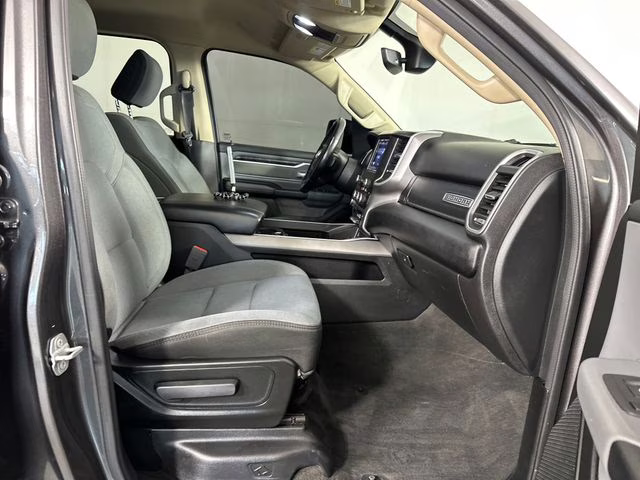 2020 Granite Crystal Metallic Clearcoat Ram 1500 Big Horn/Lone Star 4X4 Truck