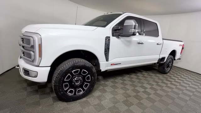 2024 White Metallic Ford F-350SD Platinum 4X4 Truck