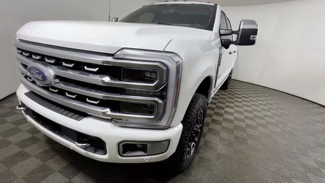2024 White Metallic Ford F-350SD Platinum 4X4 Truck
