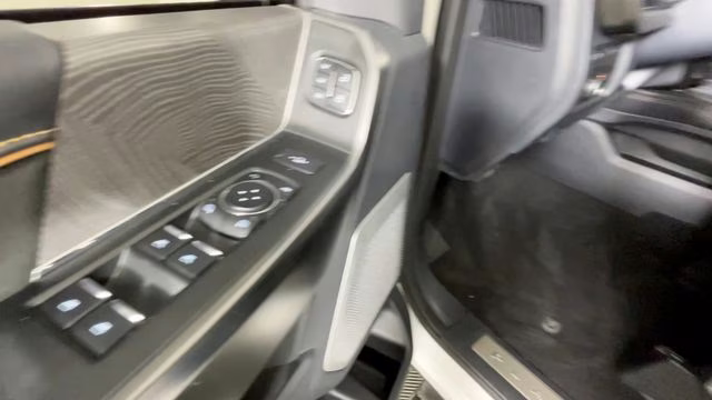 2024 White Metallic Ford F-350SD Platinum 4X4 Truck