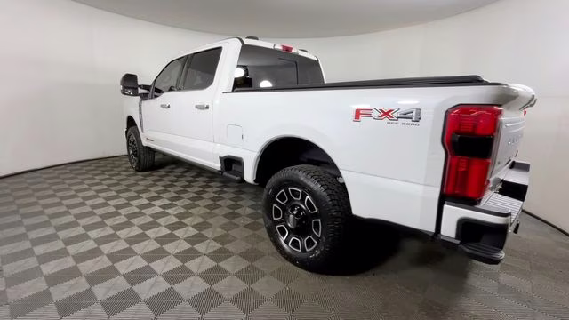 2024 White Metallic Ford F-350SD Platinum 4X4 Truck