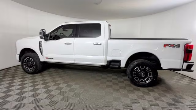 2024 White Metallic Ford F-350SD Platinum 4X4 Truck