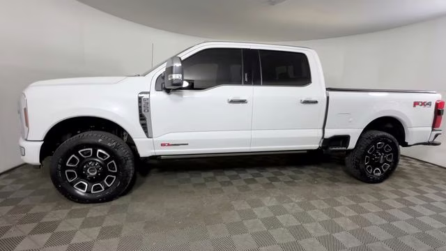 2024 White Metallic Ford F-350SD Platinum 4X4 Truck