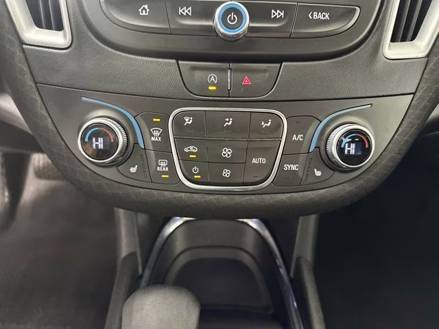 2023 White Chevrolet Malibu LT FWD Sedan