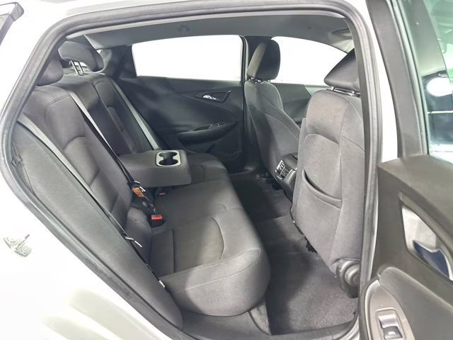 2023 White Chevrolet Malibu LT FWD Sedan