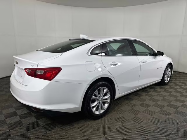 2023 White Chevrolet Malibu LT FWD Sedan