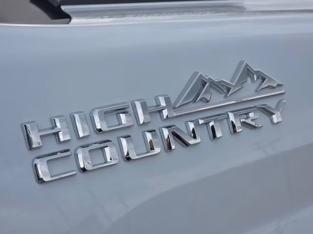 2026 Polar White Tricoat Chevrolet Silverado 2500HD High Country 4X4 Truck