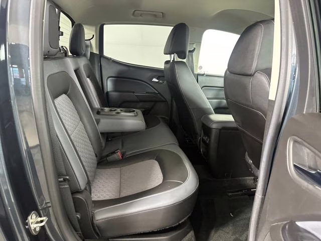 2018 Graphite Metallic Chevrolet Colorado Z71 4X4 Truck