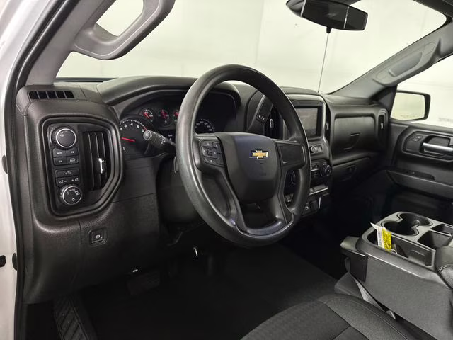 2022 Summit White Chevrolet Silverado 1500 Custom 4X4 Truck