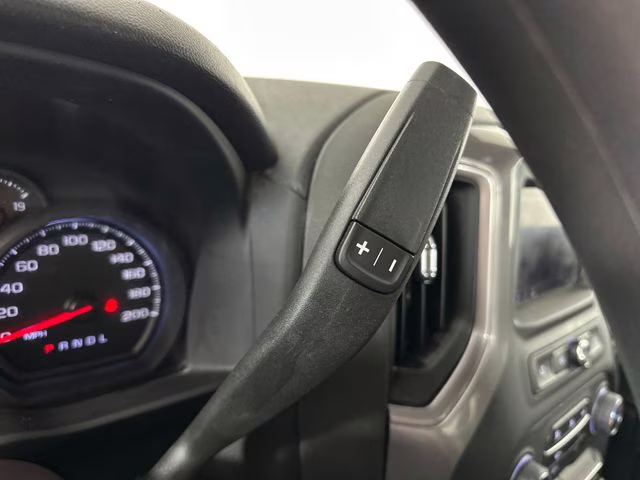 2022 Summit White Chevrolet Silverado 1500 Custom 4X4 Truck
