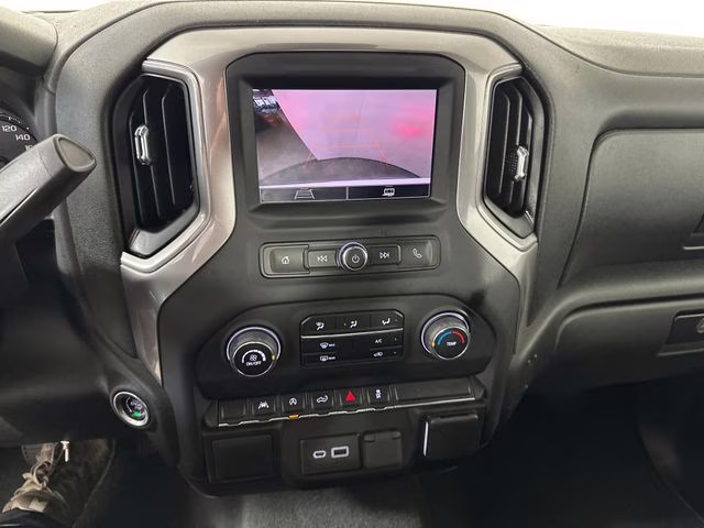 2022 Summit White Chevrolet Silverado 1500 Custom 4X4 Truck