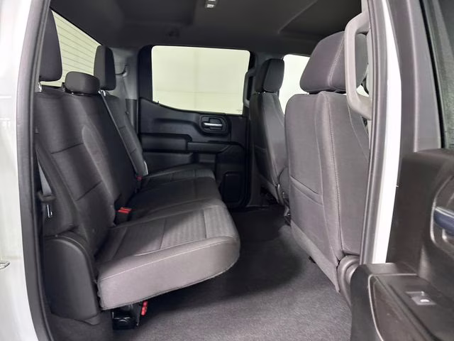 2022 Summit White Chevrolet Silverado 1500 Custom 4X4 Truck