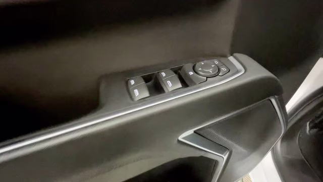 2022 Summit White Chevrolet Silverado 1500 LT 4X4 Truck