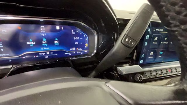 2022 Summit White Chevrolet Silverado 1500 LT 4X4 Truck