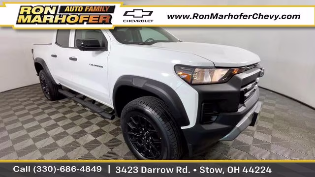 2023 Summit White Chevrolet Colorado Trail Boss 4X4 Truck