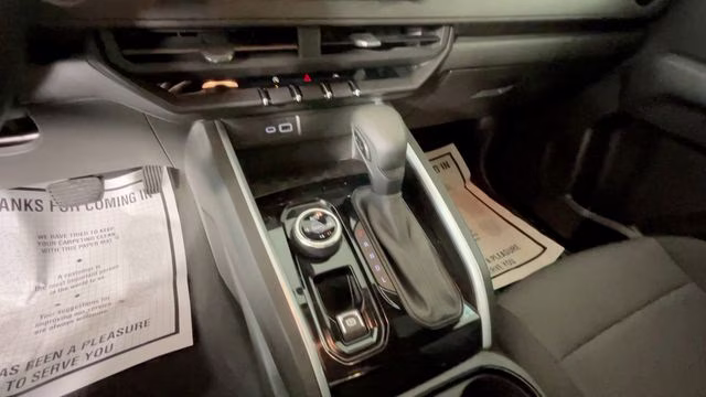 2023 Summit White Chevrolet Colorado Trail Boss 4X4 Truck