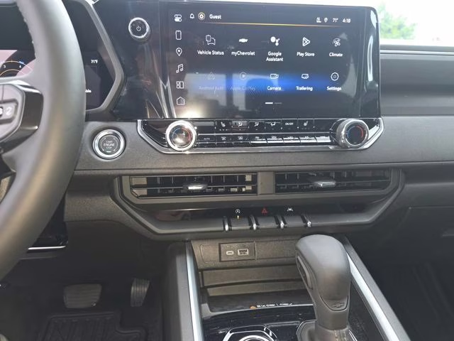 2026 Summit White Chevrolet Colorado Trail Boss 4X4 Truck