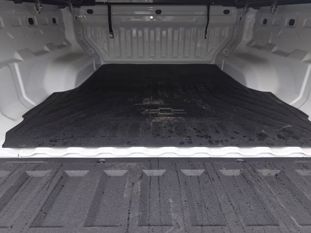 2026 Summit White Chevrolet Colorado Trail Boss 4X4 Truck