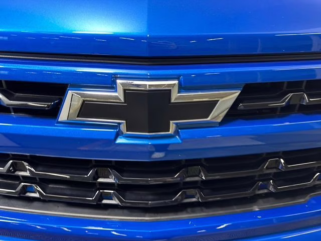 2023 Glacier Blue Metallic Chevrolet Silverado 1500 RST 4X4 Truck
