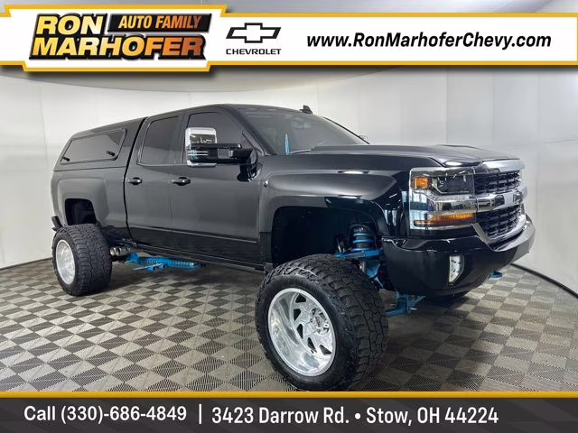 2018 Black Chevrolet Silverado 1500 LT 4X4 Truck