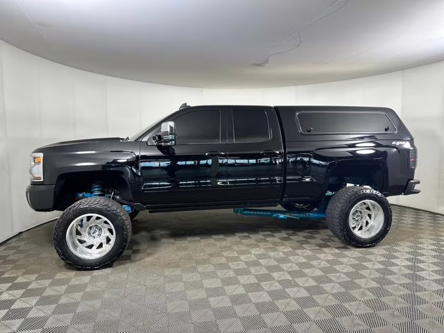2018 Black Chevrolet Silverado 1500 LT 4X4 Truck