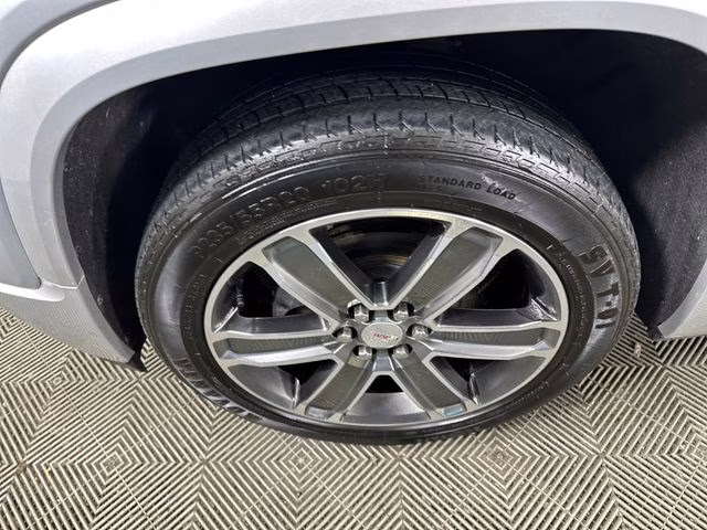 2019 Quicksilver Metallic GMC Acadia Denali AWD SUV