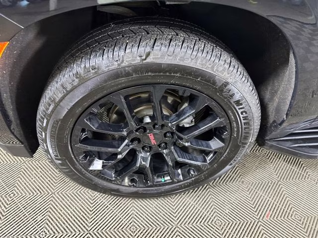 2022 Onyx Black GMC Yukon Denali 4X4 SUV