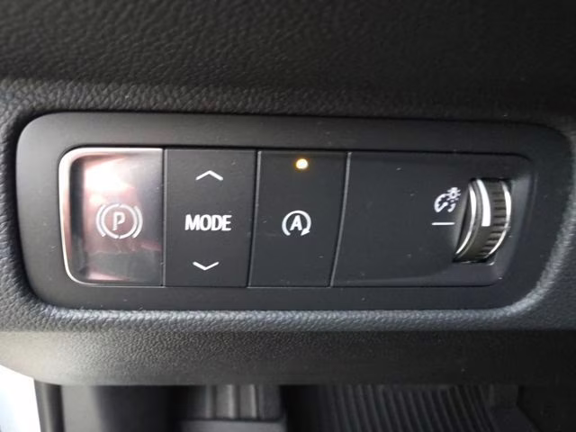 2026 Polar White Tricoat Chevrolet Traverse LT FWD SUV