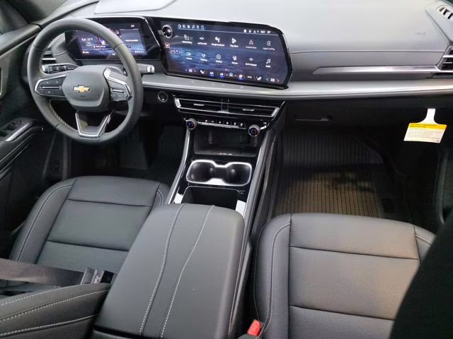 2026 Polar White Tricoat Chevrolet Traverse LT FWD SUV