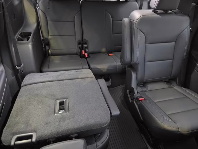 2026 Polar White Tricoat Chevrolet Traverse LT FWD SUV