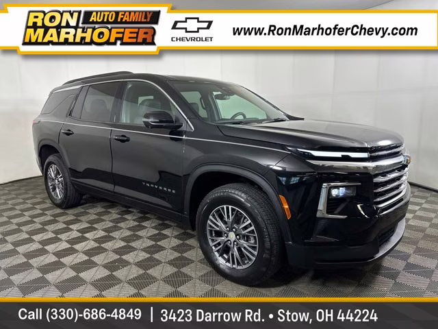 2024 Mosaic Black Metallic Chevrolet Traverse LT FWD SUV