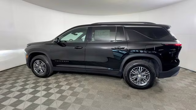 2026 Mosaic Black Metallic Chevrolet Traverse LT FWD SUV