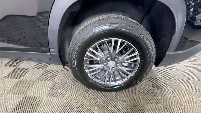 2026 Mosaic Black Metallic Chevrolet Traverse LT FWD SUV
