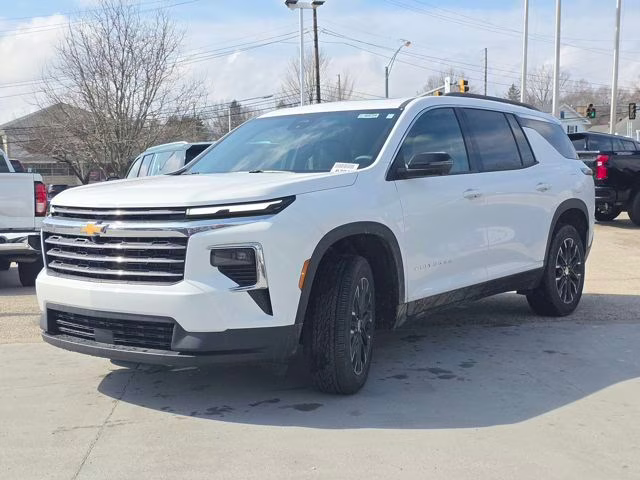 2026 Summit White Chevrolet Traverse LT FWD SUV