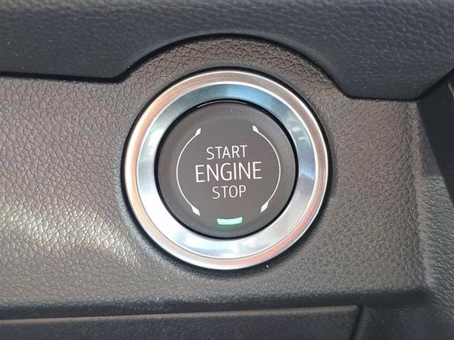 2026 Summit White Chevrolet Traverse LT FWD SUV