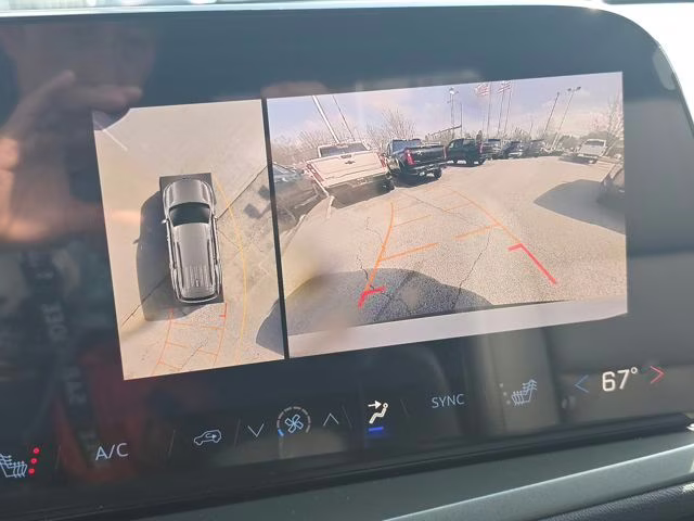 2026 Summit White Chevrolet Traverse LT FWD SUV