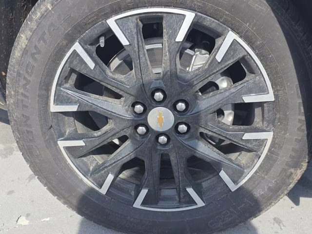 2026 Summit White Chevrolet Traverse LT FWD SUV