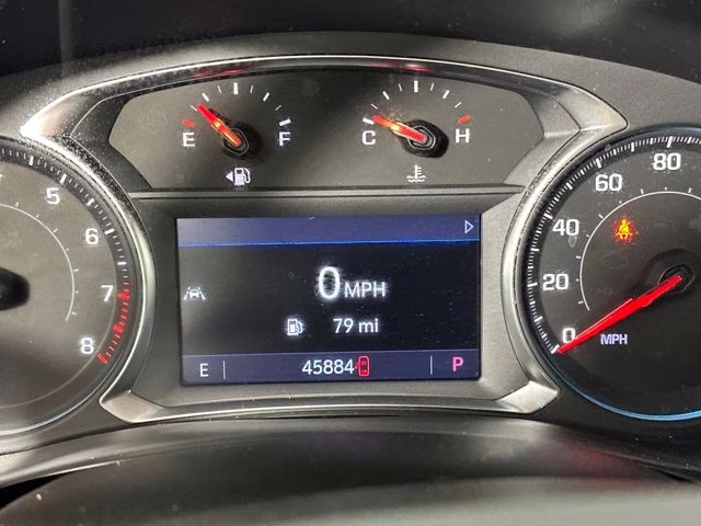 2022 Mosaic Black Metallic Chevrolet Traverse LT FWD SUV