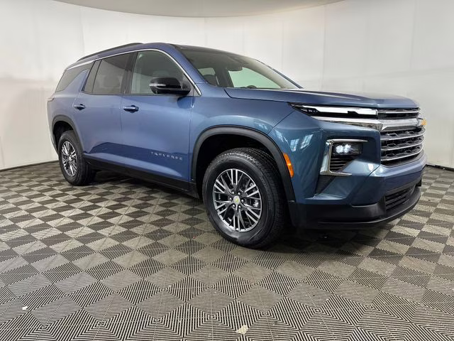 2025 Lakeshore Blue Metallic Chevrolet Traverse LT FWD SUV