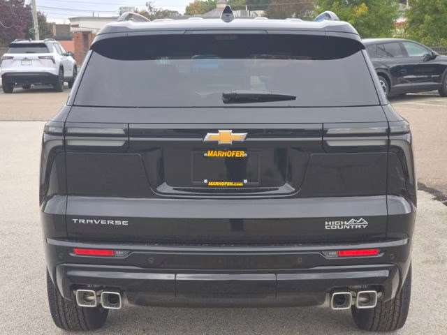 2026 Mosaic Black Metallic Chevrolet Traverse High Country FWD SUV