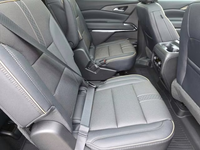 2026 Mosaic Black Metallic Chevrolet Traverse High Country FWD SUV