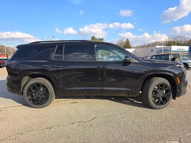 2026 Mosaic Black Metallic Chevrolet Traverse RS FWD SUV