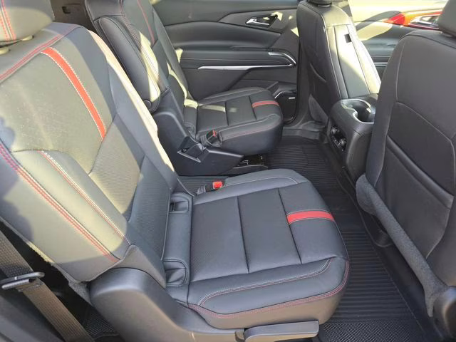 2026 Mosaic Black Metallic Chevrolet Traverse RS FWD SUV