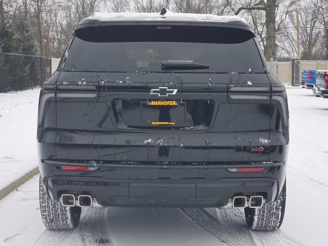 2026 Mosaic Black Metallic Chevrolet Traverse RS FWD SUV