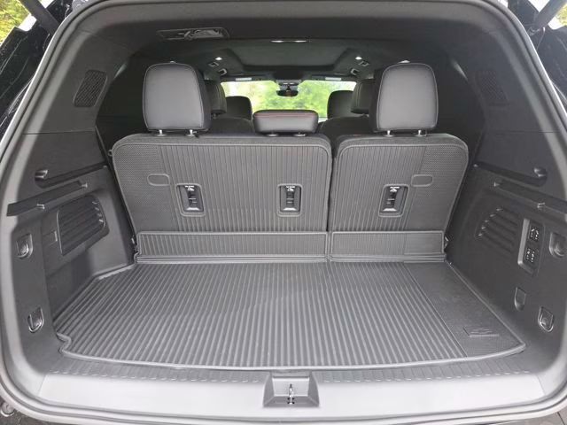 2026 Mosaic Black Metallic Chevrolet Traverse RS FWD SUV