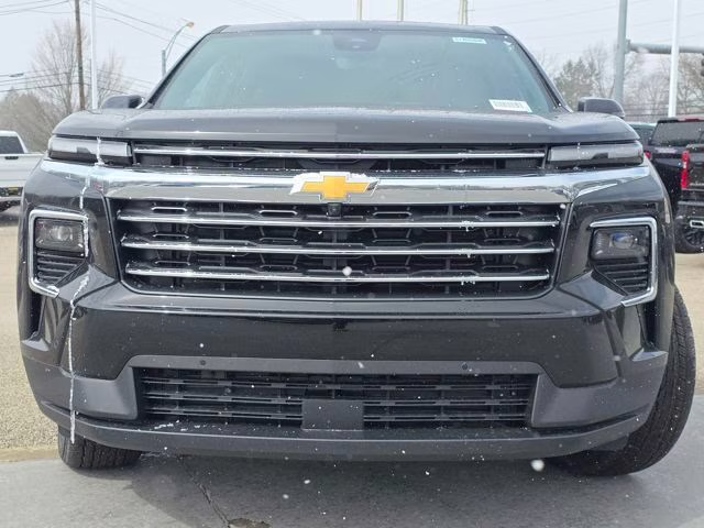 2026 Mosaic Black Metallic Chevrolet Traverse LT AWD SUV