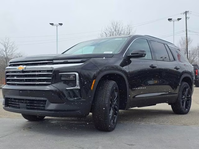 2026 Mosaic Black Metallic Chevrolet Traverse LT AWD SUV